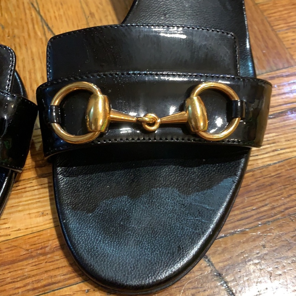 GUCCI
Black Patent Leather Horsebit Open-Toe Slide - Picture 4 of 5